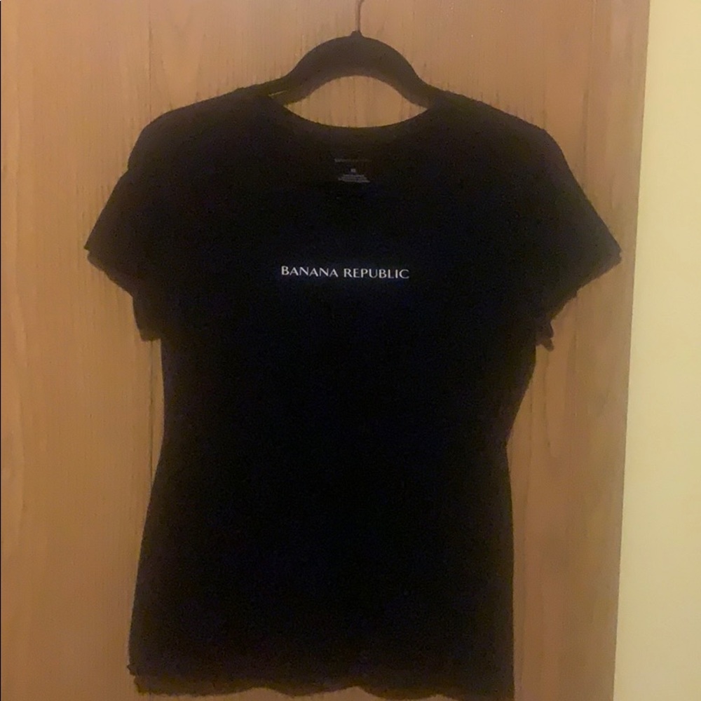 Black BANANA REPUBLIC tee shirt